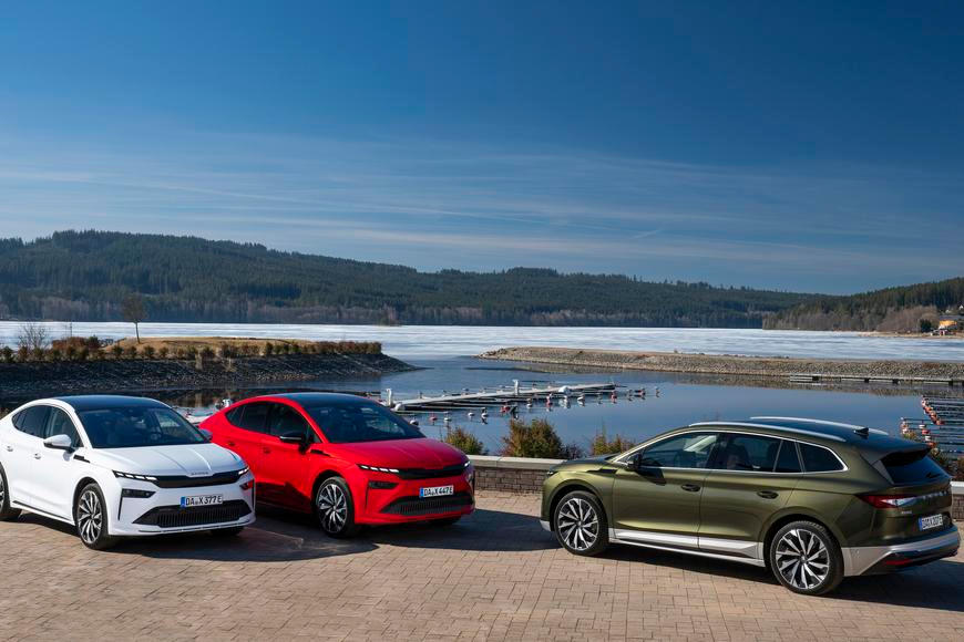 Škoda dál letí vzhůru. V Německu dohání domácí velikány a míří "na bednu"