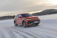 18. Volkswagen Tiguan - 2432 prodaných kusů (meziročně -8,64 %)