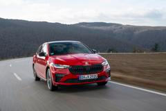 6. Škoda Scala - 9536 prodaných kusů (meziročně +0,98 %)