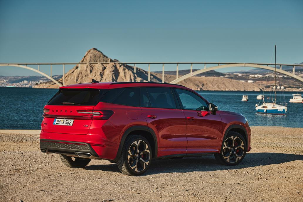 4. Škoda Kodiaq - 10 854 prodaných kusů (meziročně +5,09 %)