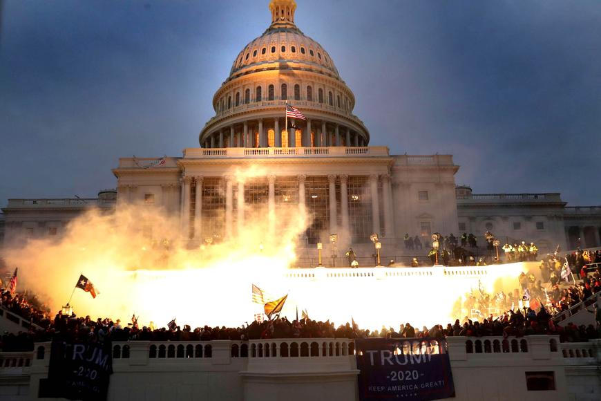 Hrdinové, nebo povstalci? Bitva o Kapitol stále pokračuje