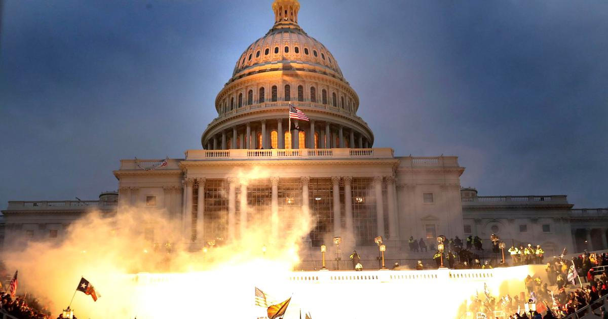 Hrdinové, nebo povstalci? Bitva o Kapitol stále pokračuje