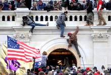 Hrdinové, nebo povstalci? Bitva o Kapitol pokračuje