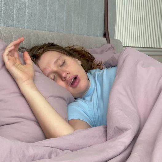 Slintání ve spánku