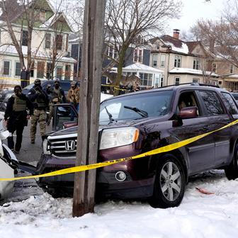 Floydovo město znovu krvácí. Agent ICE zastřelil ženu v pohybujícím se autě