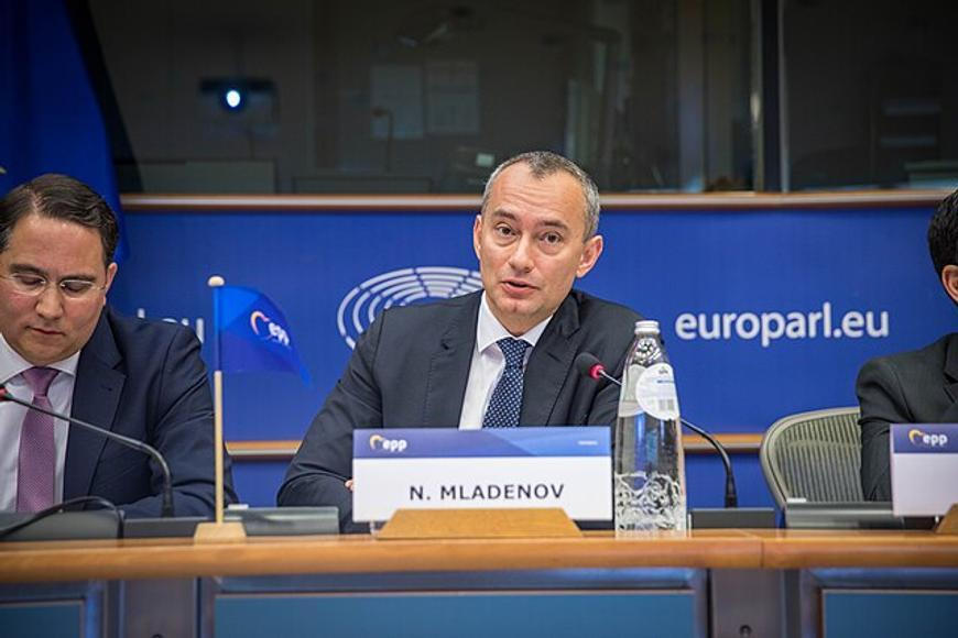 Trumpovu Radu míru pro Gazu povede bývalý zmocněnec OSN Mladenov