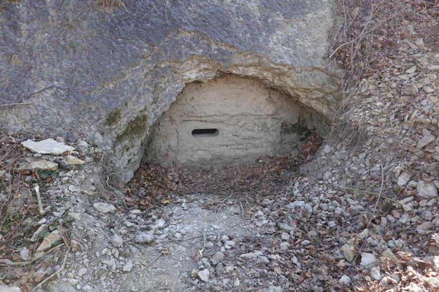 Branická skála ukrývá pozůstatky tajné nacistické továrny. Řada Pražanů o ní neví