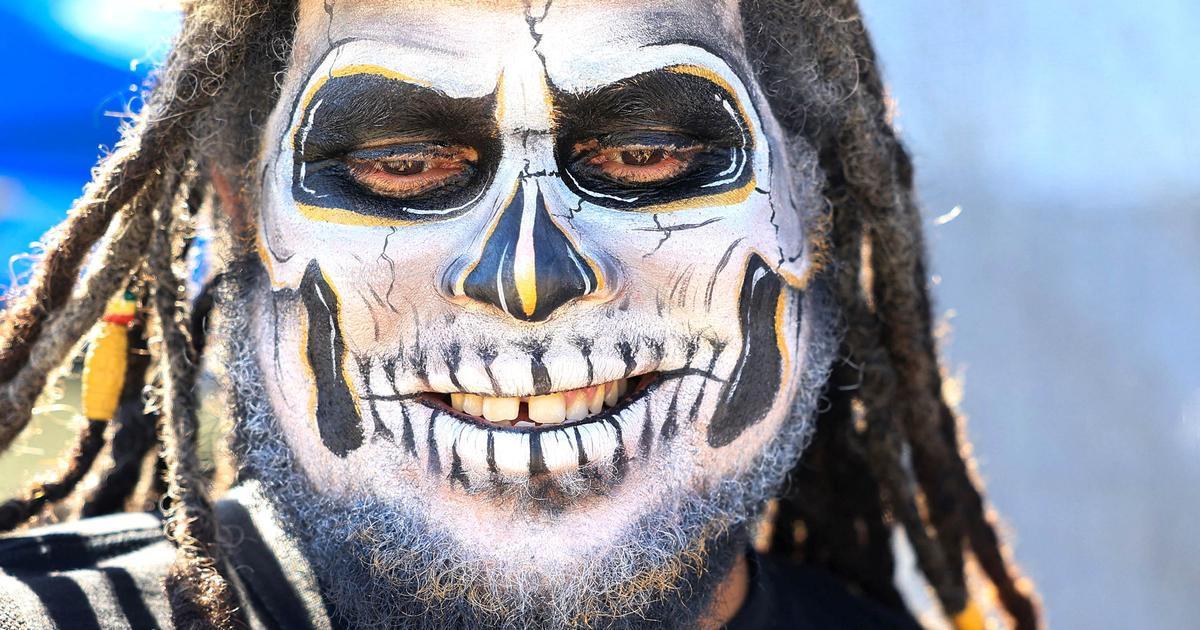 Škoda tyhle fotky minout: diktátor v mundúru, Zjevení Páně nebo radost z oříšku