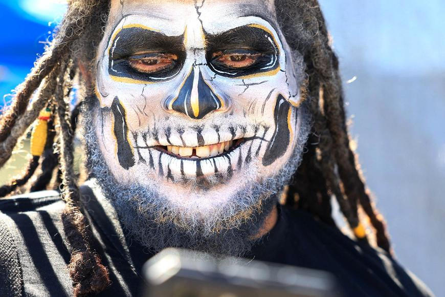 Škoda tyhle fotky minout: diktátor v mundúru, Zjevení Páně nebo radost z oříšku