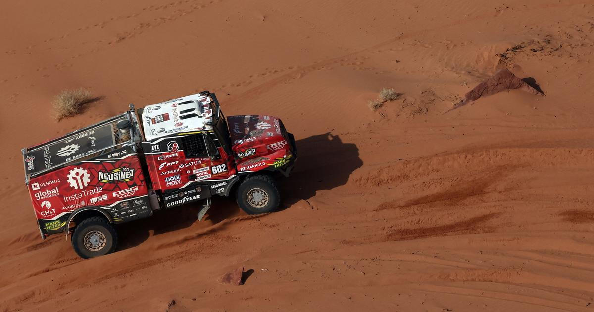 Loprais vyhrál etapu Dakaru, Macík přišel o vedení. Prokopa vystrašilo civilní auto