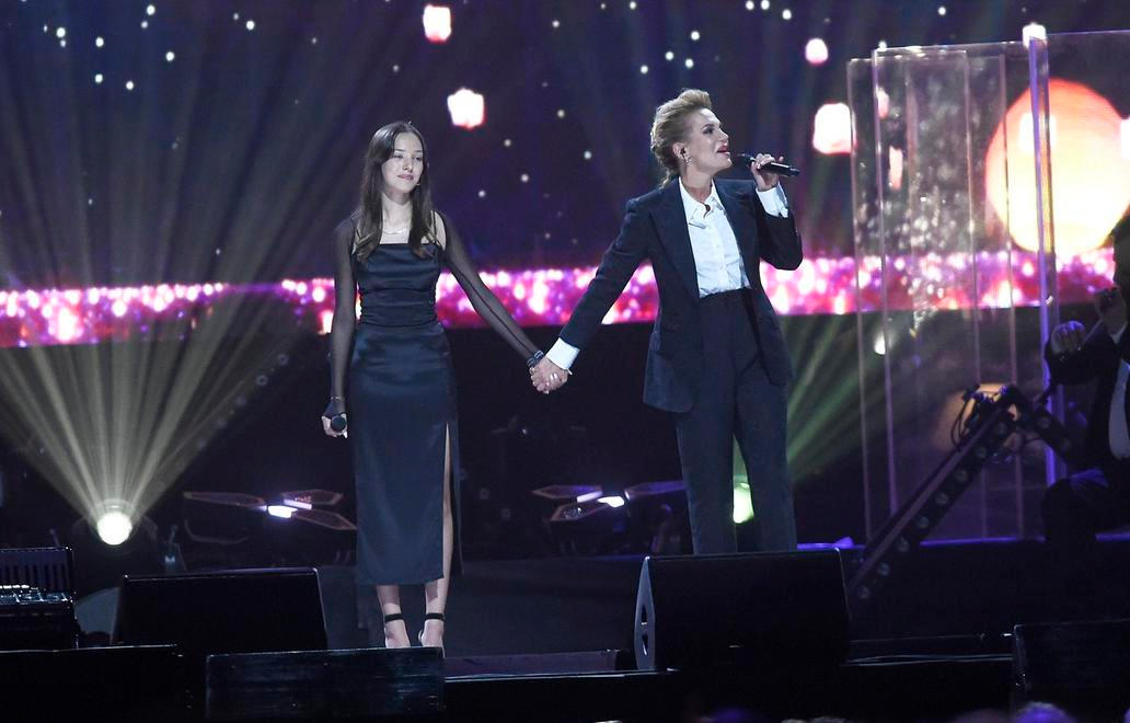 O2 Aréna koncert Pocta Karlu Gottovi: na snímku Charlotte Ella Gottová a Dara Rolins Charlotte Ella Gottová, Dara Rolins