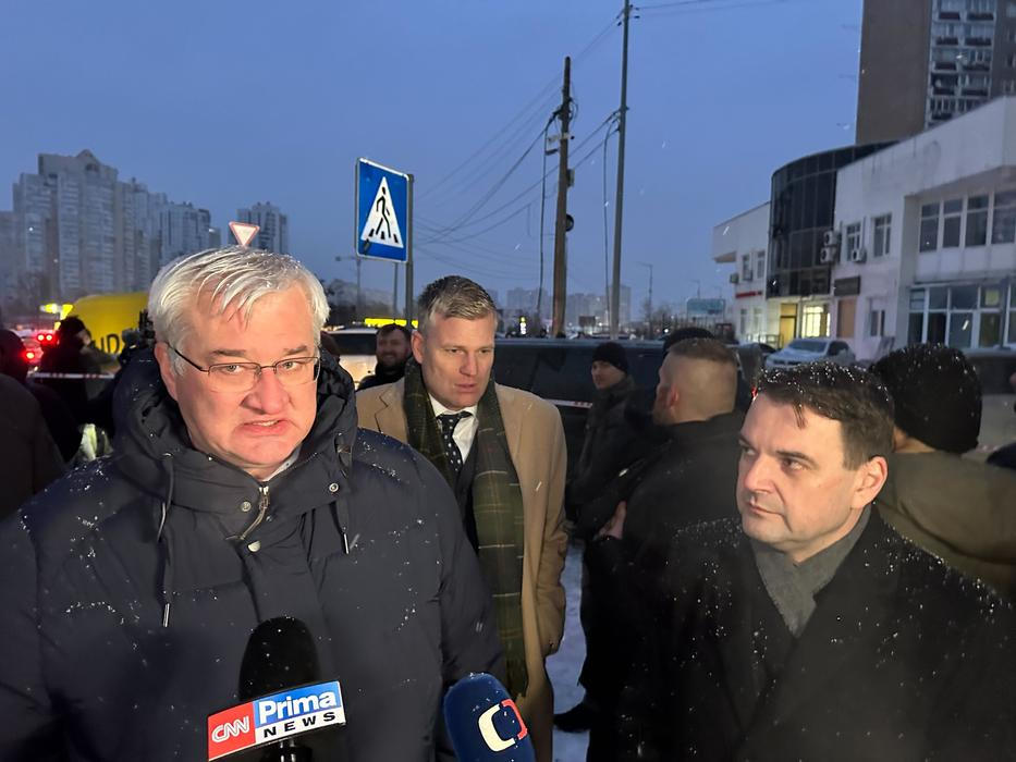 Turek doprovází na Ukrajině šéfa české diplomacie a předsedu Motoristů sobě Petra Macinku.