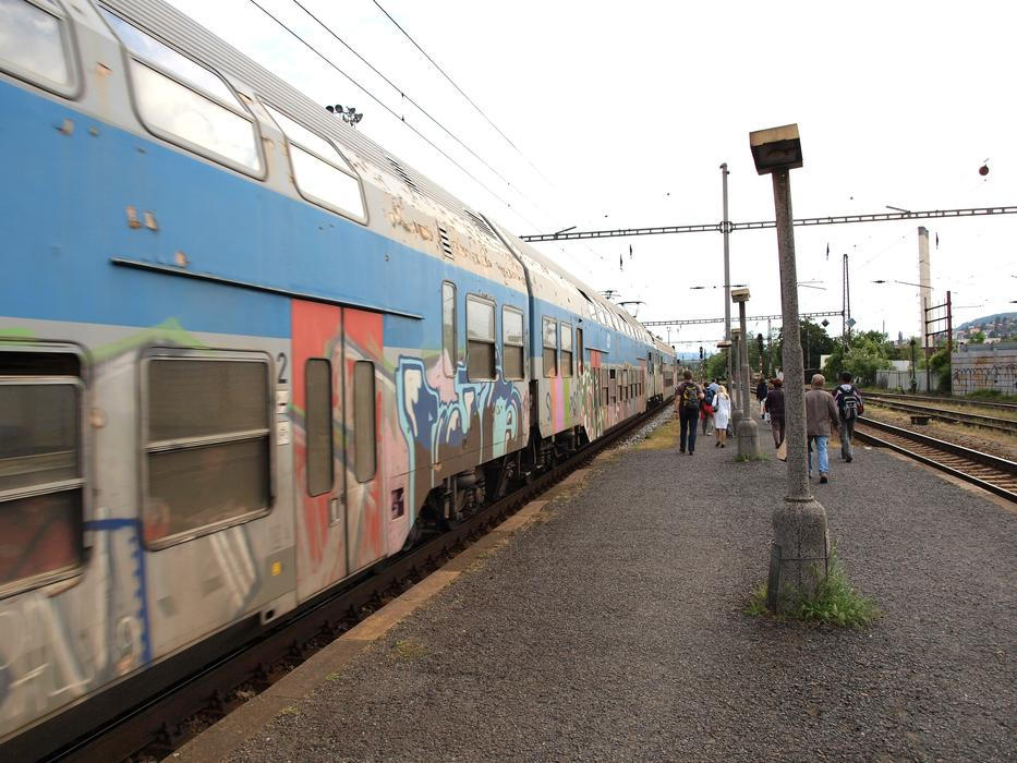 Elektrická jednotka 470