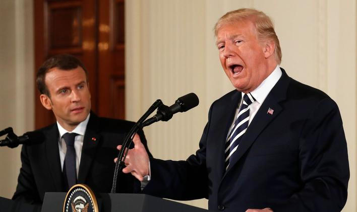 Americký prezident Donald Trump se svým francouzským protějškem Emmanuelem Macronem