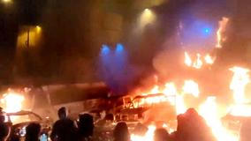 „Chceme revoluci!“ Íránci v ulicích i Evropě volají po svobodě