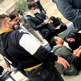 „Chceme revoluci!“ Íránci v ulicích i Evropě volají po svobodě