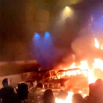 „Chceme revoluci!“ Íránci v ulicích i Evropě volají po svobodě