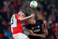 David Jurásek (vlevo) bude zase nosit dres Slavie