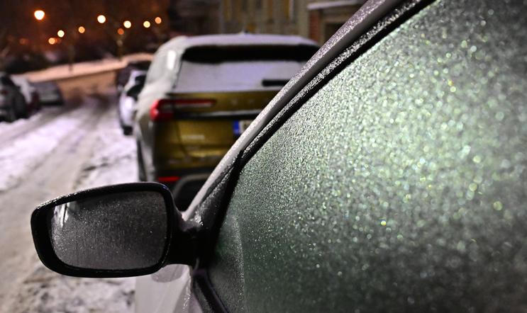 ČR-počasí-silnice-železnice-energie-ledovka-sjízdnost-FASTPIX