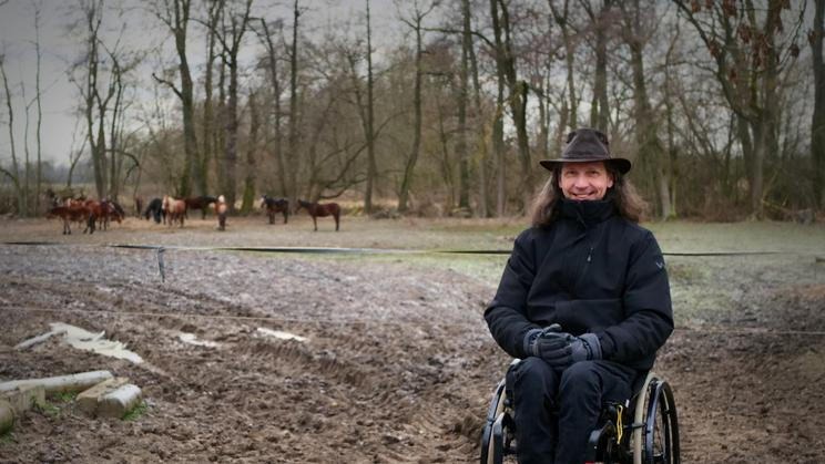 Na vozík poslala Pavla Mráze před téměř třiceti lety nehoda na kole.