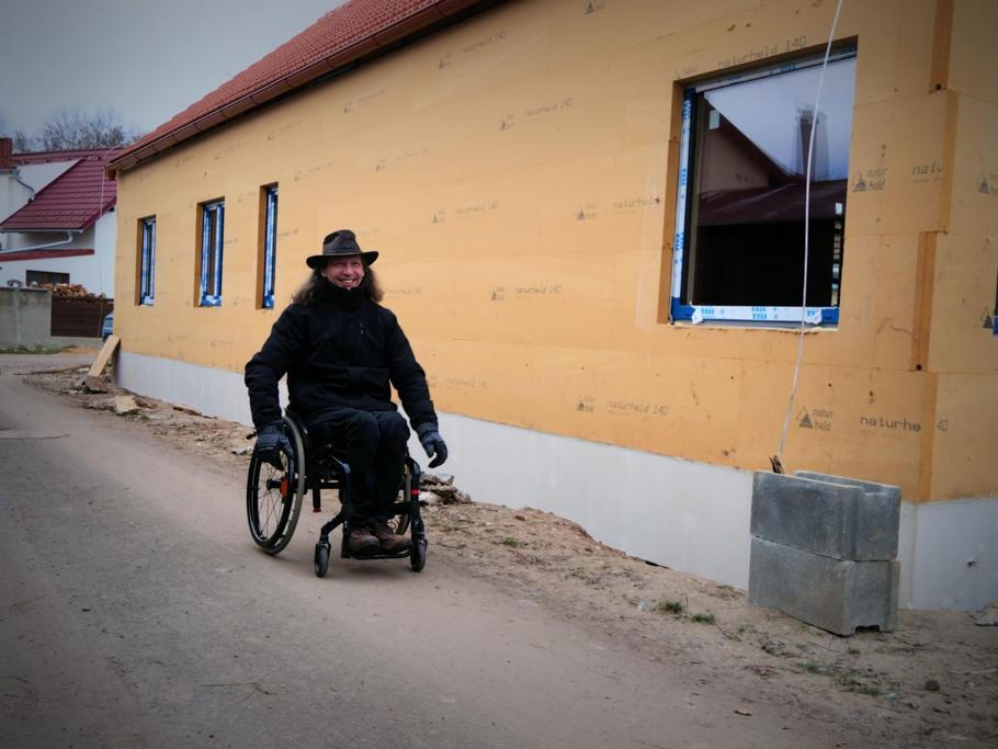 Bezbariérový domek dá celé rodině svobodu.