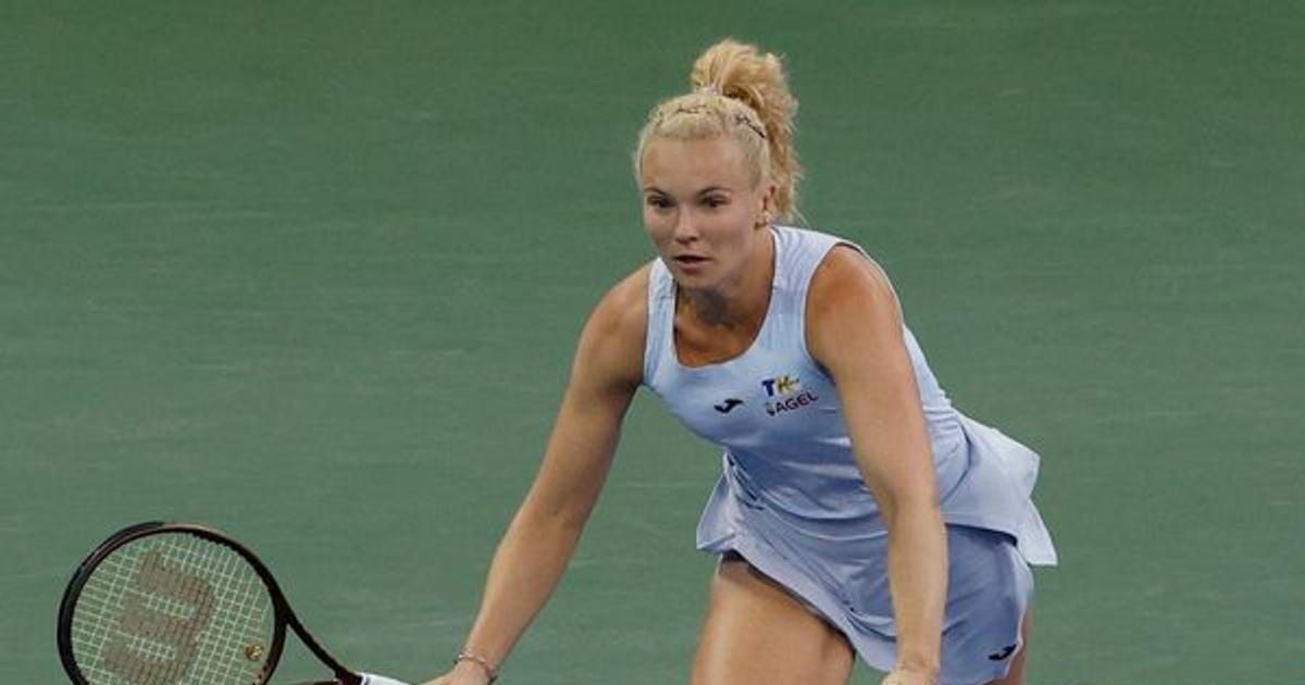 Siniaková - Andrejevová. Parádní úvod, Češka hned bere obhájkyni servis