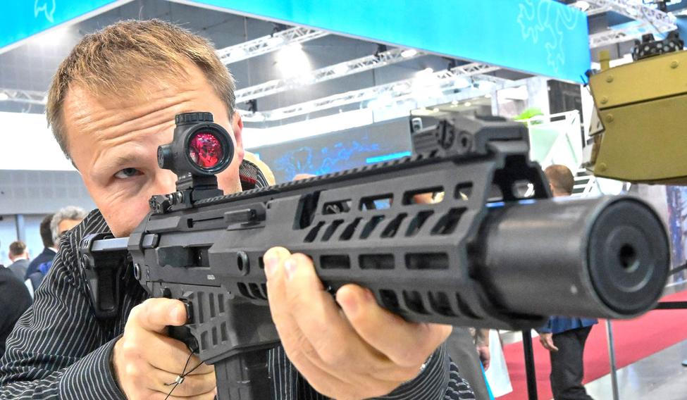 útoční puška CZ BREN 3, Mezinárodní veletrh obranné a bezpečnostní techniky IDET