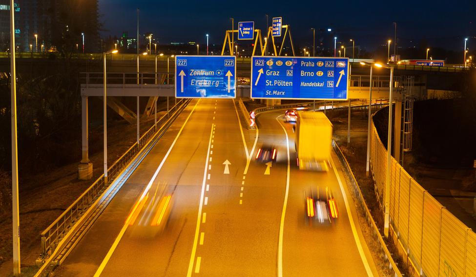Vjet na dálnici bez zaplacené známky je nyní v Rakousku výrazně dražší.