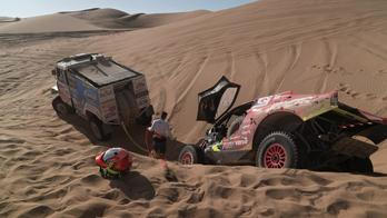 artin Šoltys pomáhá na Dakaru Martinu Prokopovi