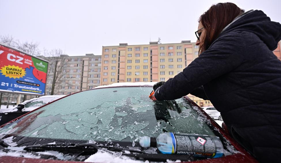 ČR-počasí-silnice-železnice-energie-ledovka-sjízdnost-FASTPIX