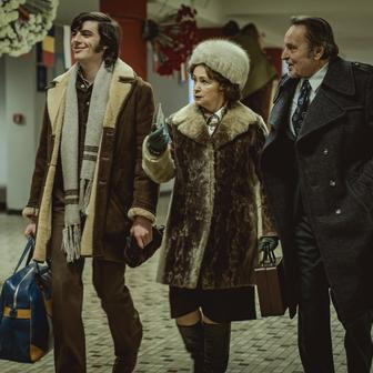 Adam Kubala, Jana Nagyová a Jozef Vajda ve snímku Šampión.