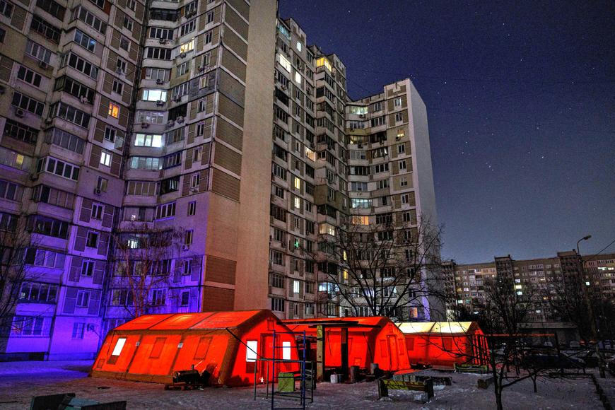 Město bez proudu: Kyjev našel teplo uprostřed válečné zimy