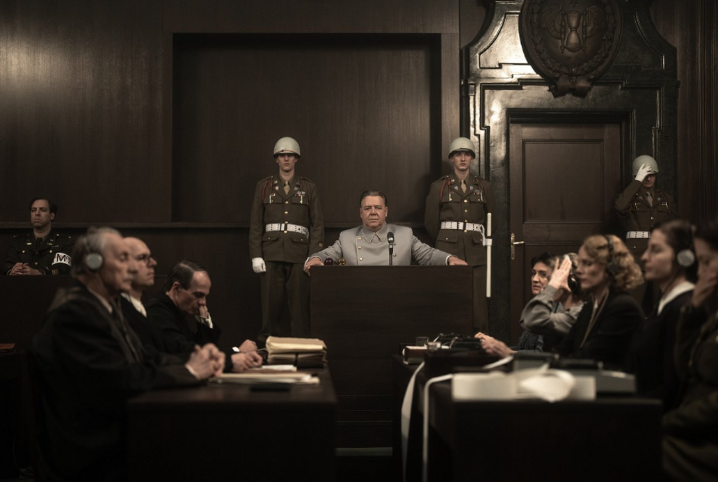 Z historického filmu Norimberk režiséra Jamese Vanderbilta.