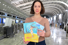 Marika Mikušová téměř pět let létala u Emirates po celém světě a dnes o tom otevřeně mluví na Instagramu i v knihách.