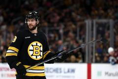 Pavel Zacha v dresu Bostonu