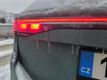 Některé náhradní díly nejsou právě levné. Hodně stojí třeba osvětlení.