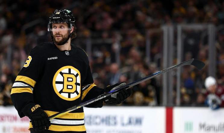 Pavel Zacha v dresu Bostonu