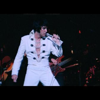 Z filmu EPiC: Elvis Presley in Concert.