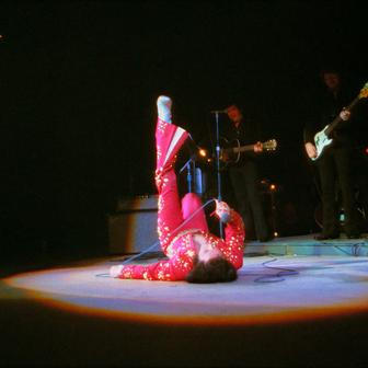 Z filmu EPiC: Elvis Presley in Concert.