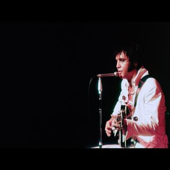 Z filmu EPiC: Elvis Presley in Concert.