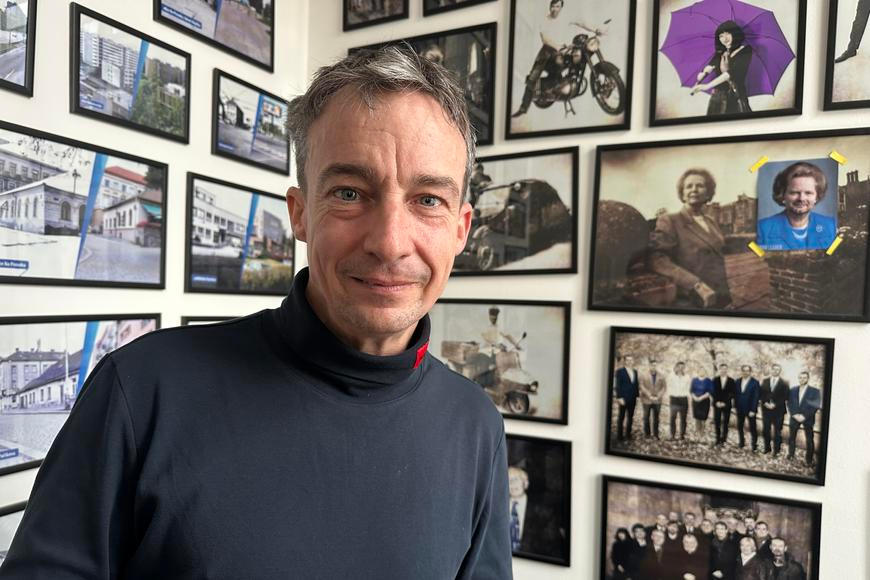 Nebojí se trochy alkoholu za volantem, velebí Klause. Kdo je muž mířící do vedení ODS