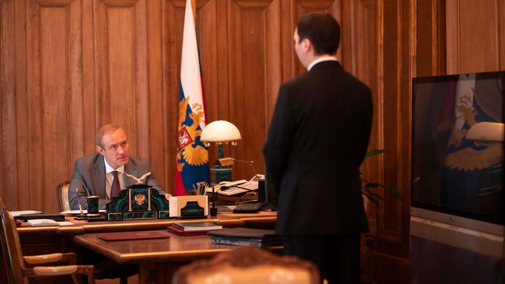 Z filmu Čaroděj z Kremlu.