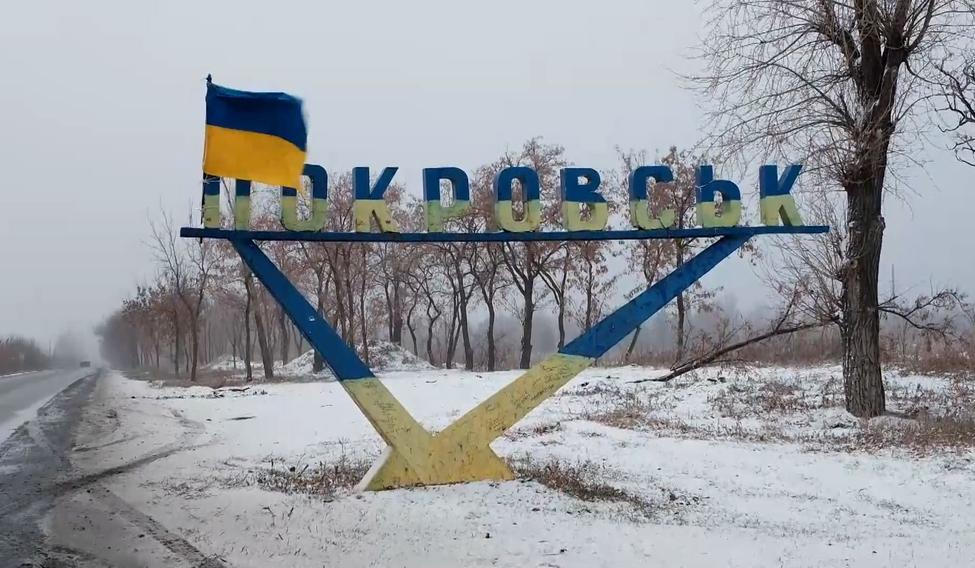 „Jsme opuštění lidé, o které se nikdo nestará.“ Ukrajinské město Pokrovsk se chystá na obléhání Rusy