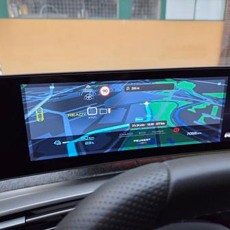 ... a dokonce i té v telefonu jako třeba Waze.