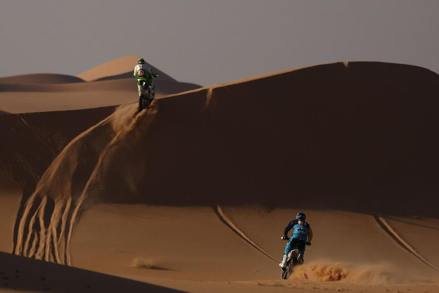 Dakar je v cíli. Engel v kategorii motocyklů uzavřel dvacítku