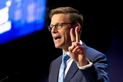 Martin Kupka, politik, gesto