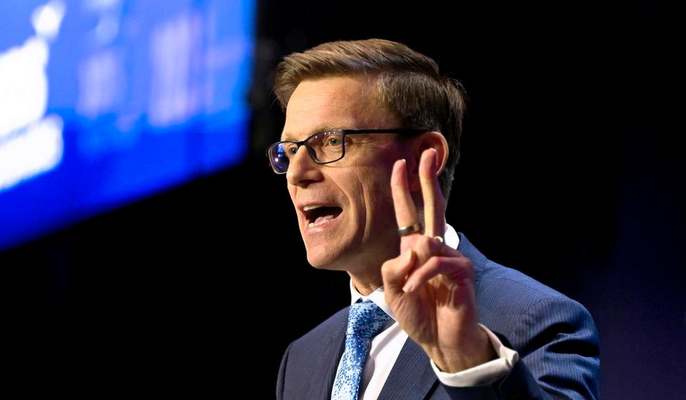 Martin Kupka, politik, gesto