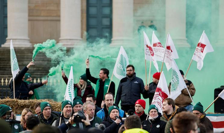 French farmers protest in Paris against EU-Mercosur trade deal