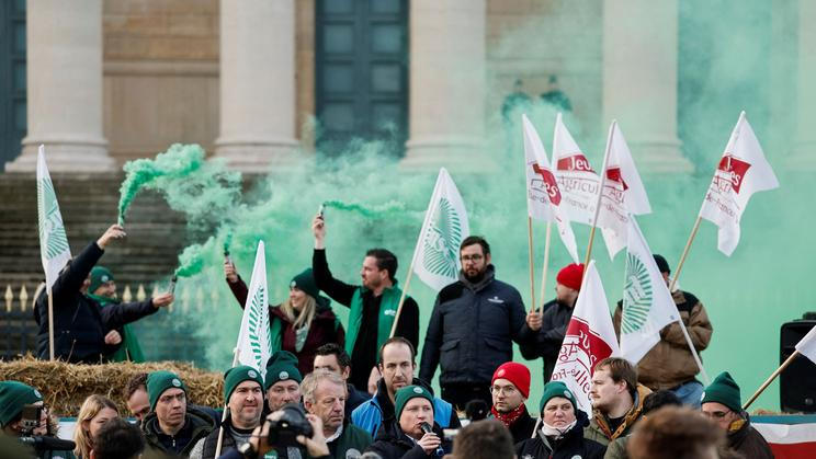 French farmers protest in Paris against EU-Mercosur trade deal