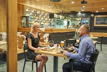 „Aparthotel Svatý Vavřinec patří od svého otevření mezi místa, která způsobila doslova pozitivní poprask,“ říká Petr Kotík z Amazing Places.